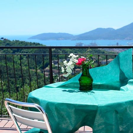 Вилла Agriturismo Oliva Azzurra Valeriano Lunense Экстерьер фото