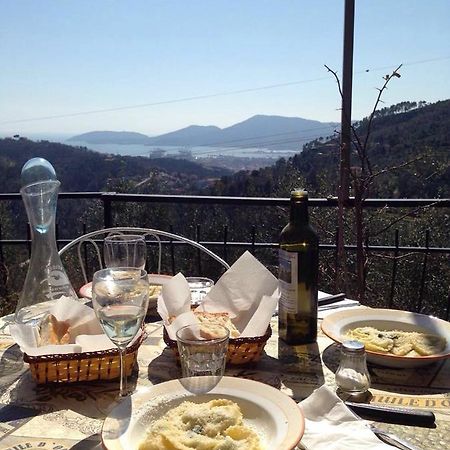 Вилла Agriturismo Oliva Azzurra Valeriano Lunense Экстерьер фото