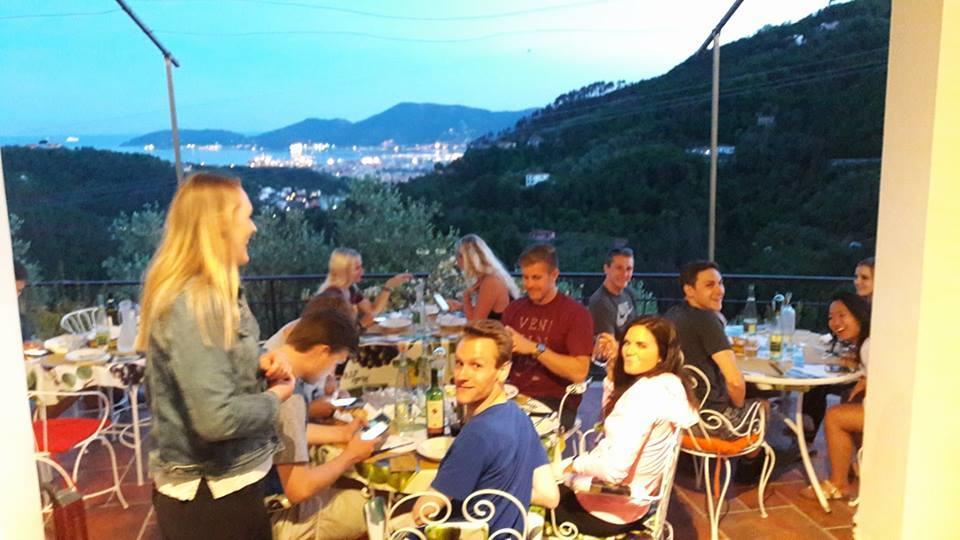 Вилла Agriturismo Oliva Azzurra Valeriano Lunense Экстерьер фото